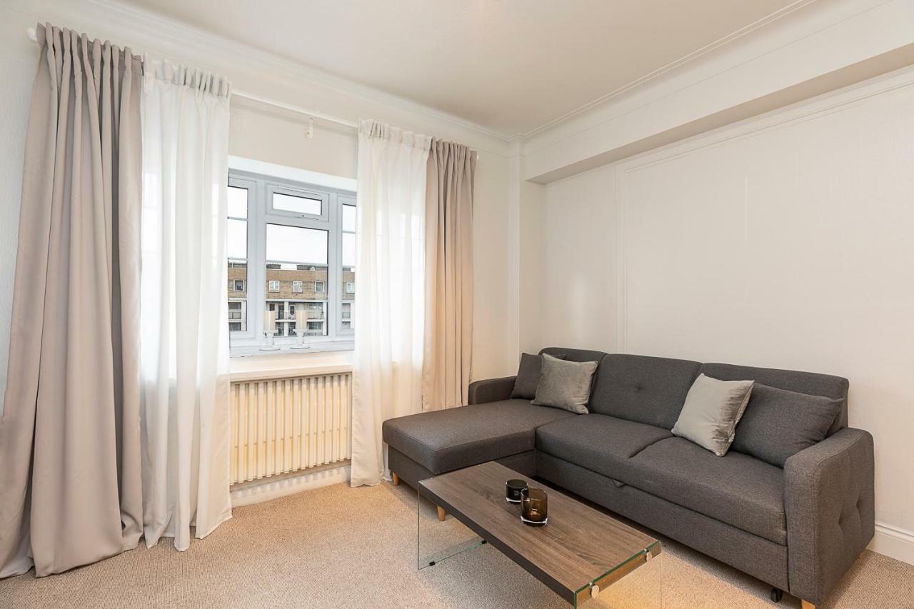 Grand Swiss Cottage Apartment London Bagian luar foto