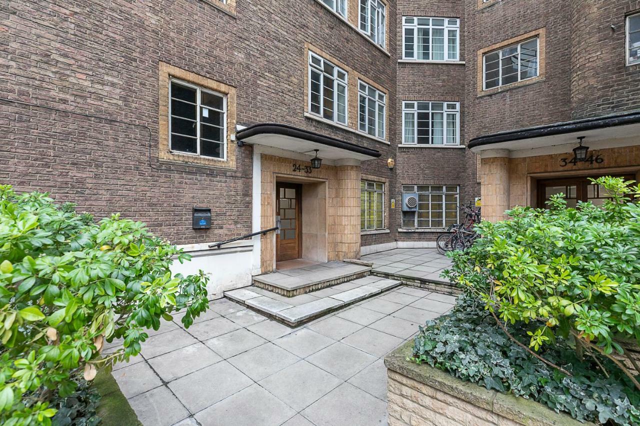 Grand Swiss Cottage Apartment London Bagian luar foto